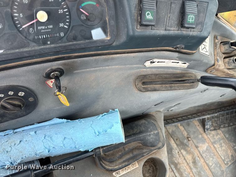 image for item DU9757 2006 New Holland B95 backhoe