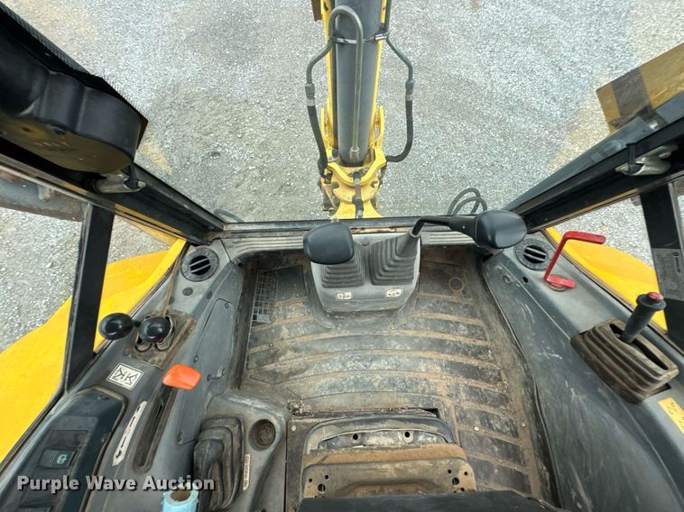 image for item DU9757 2006 New Holland B95 backhoe