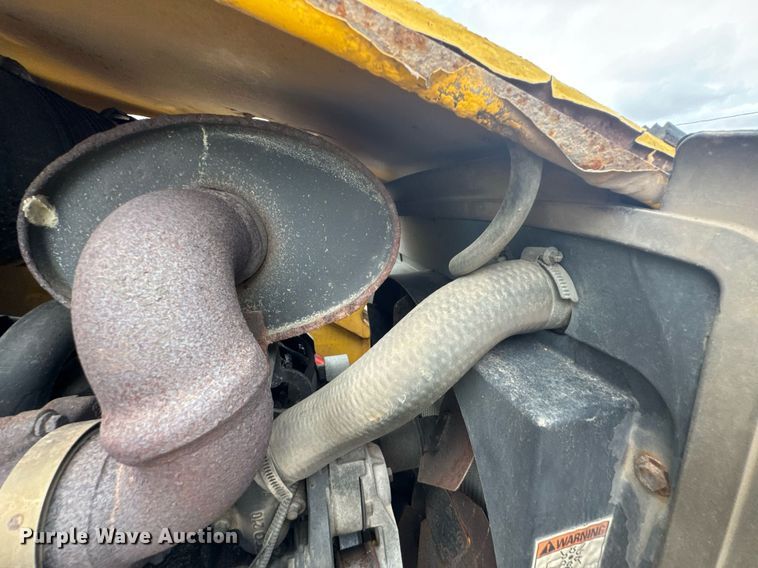 image for item DU9757 2006 New Holland B95 backhoe