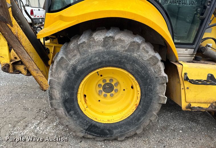 image for item DU9757 2006 New Holland B95 backhoe