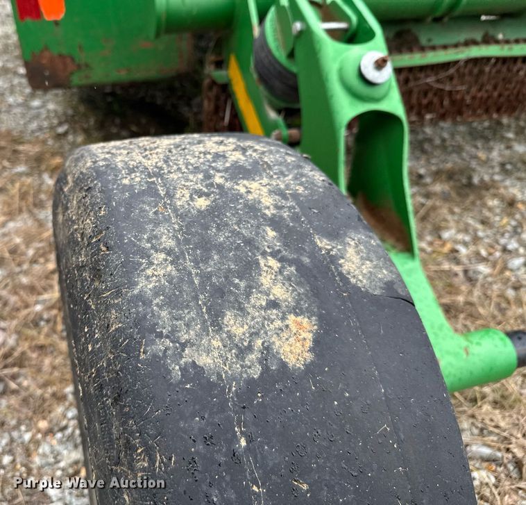 image for item DU9758 John Deere CX15 batwing rotary mower