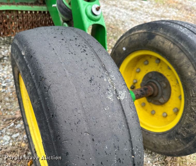 image for item DU9758 John Deere CX15 batwing rotary mower