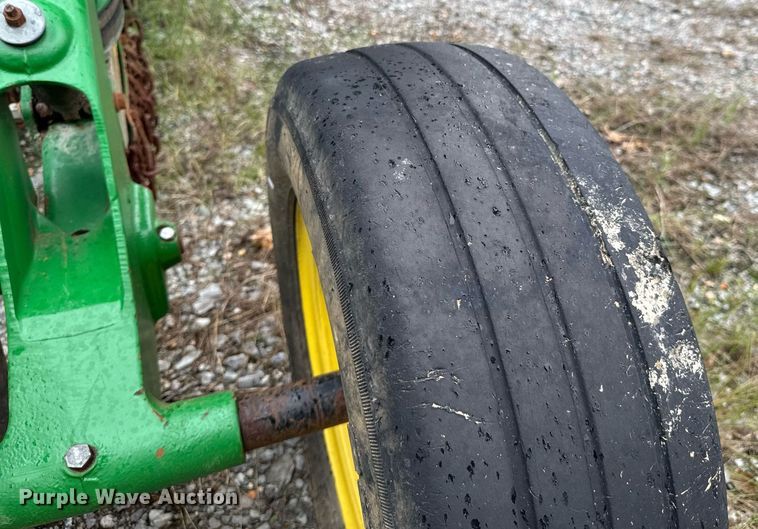 image for item DU9758 John Deere CX15 batwing rotary mower