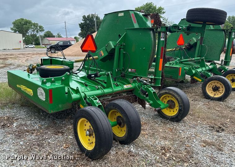 image for item DU9759 John Deere CX15 batwing rotary mower