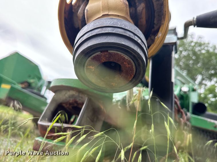 image for item DU9759 John Deere CX15 batwing rotary mower