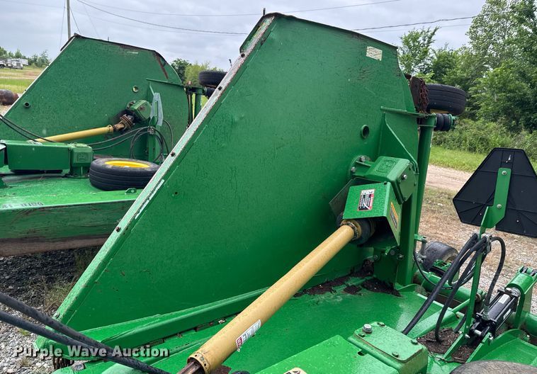 image for item DU9759 John Deere CX15 batwing rotary mower