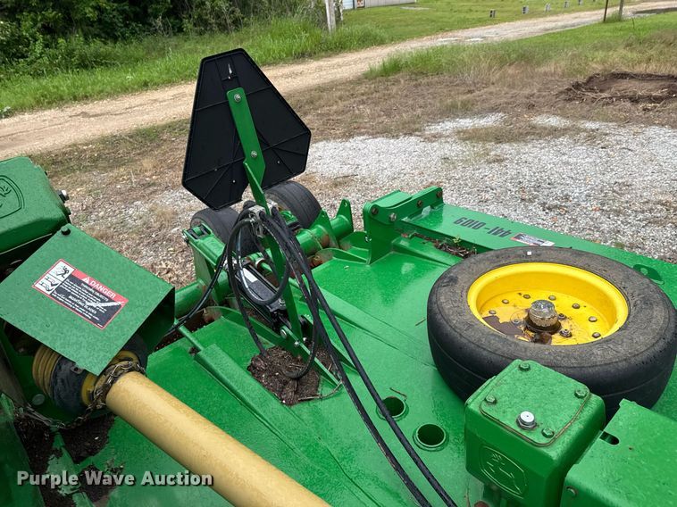 image for item DU9759 John Deere CX15 batwing rotary mower