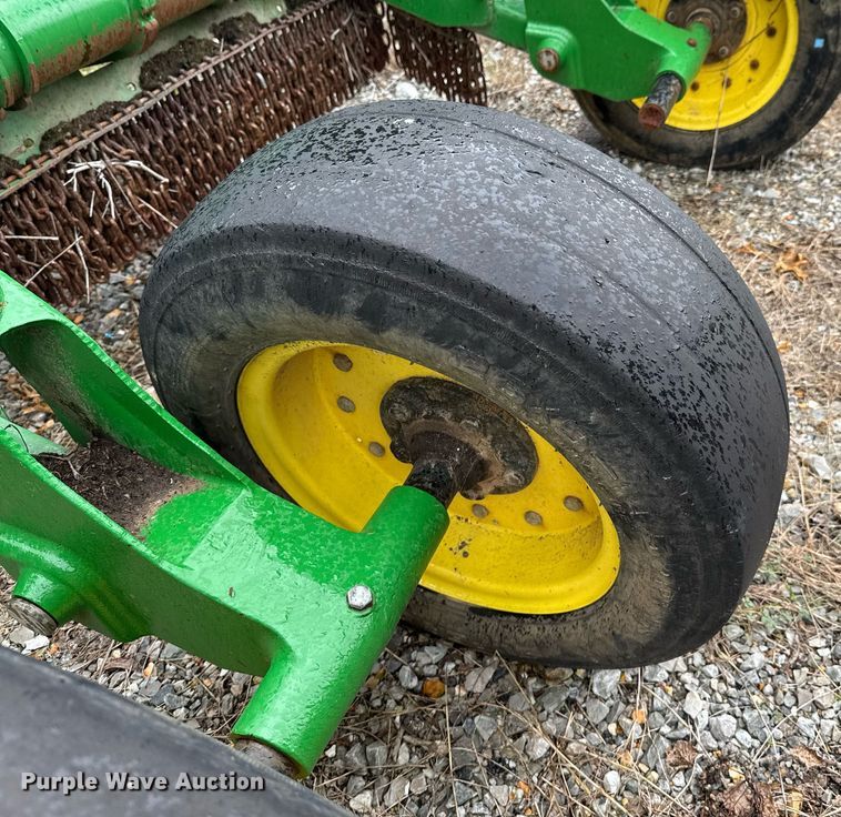 image for item DU9759 John Deere CX15 batwing rotary mower