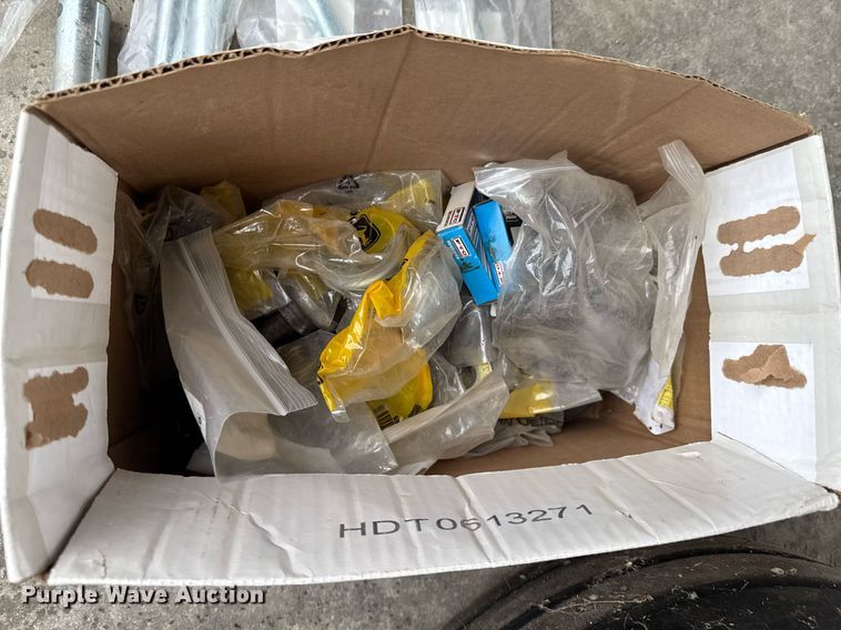 image for item DU9759 John Deere CX15 batwing rotary mower