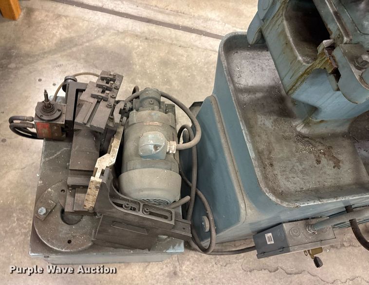 image for item DU9771 1944 Monarch 10