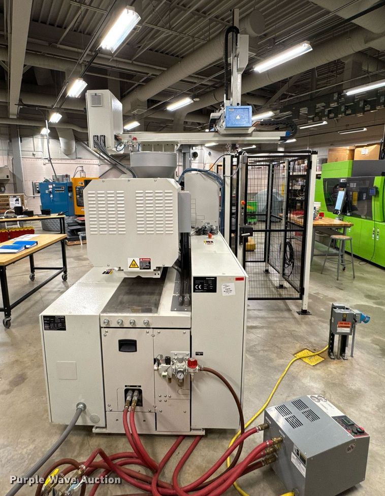 image for item DU9773 2017 KraussMaffei KM-81-100-PX injection molding machine