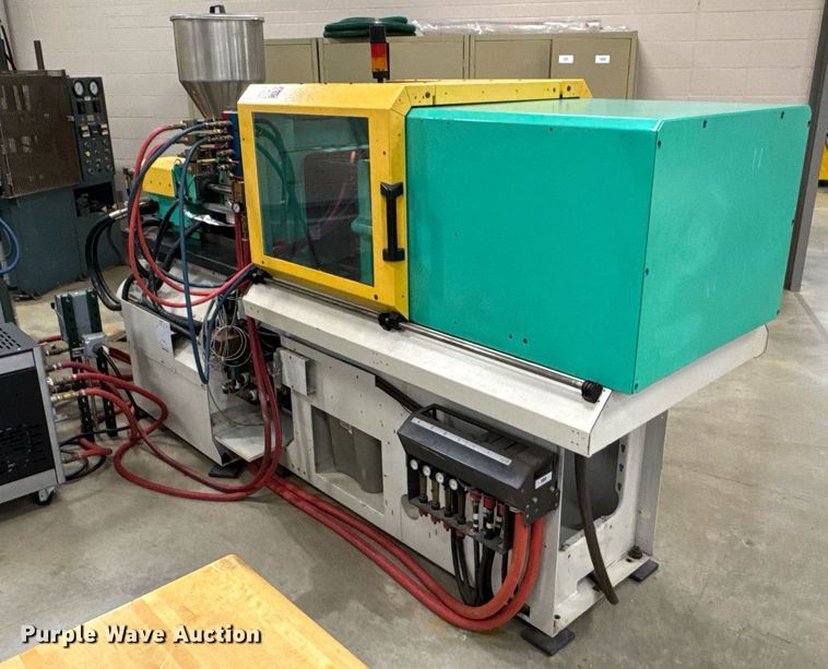 image for item DU9774 2000 Arburg 320S Allrounder injection molding machine