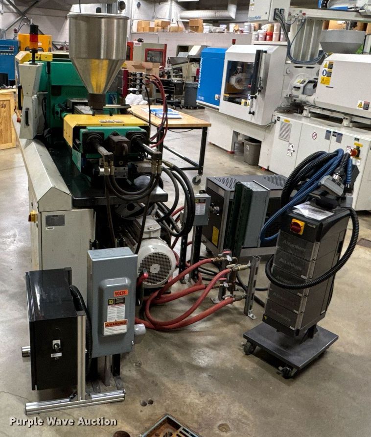 image for item DU9774 2000 Arburg 320S Allrounder injection molding machine