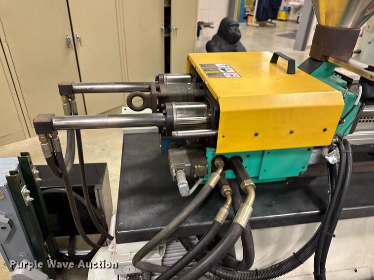 image for item DU9774 2000 Arburg 320S Allrounder injection molding machine