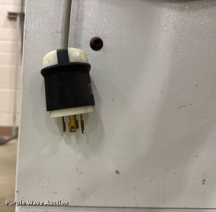 image for item DU9774 2000 Arburg 320S Allrounder injection molding machine