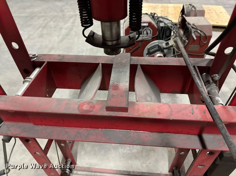 image for item DU9776 AFF BHS-50 hydraulic shop press