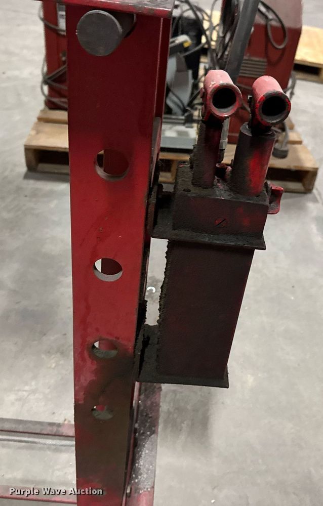 image for item DU9776 AFF BHS-50 hydraulic shop press