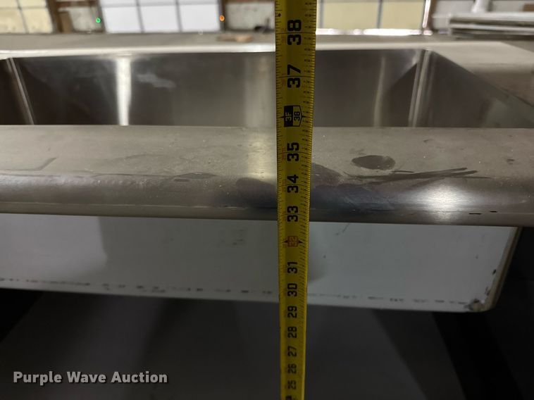 image for item DU9778 (3) Serving carts