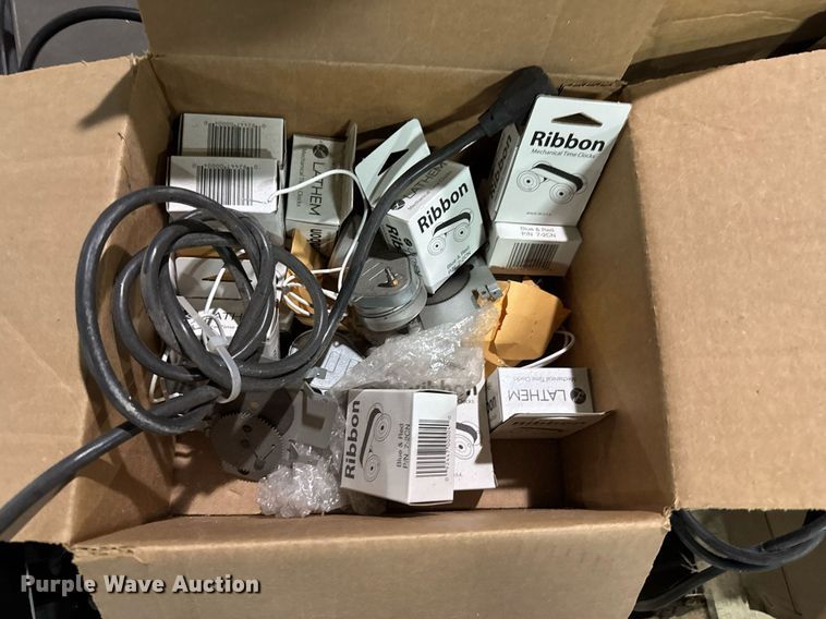 image for item DU9779 School electronics