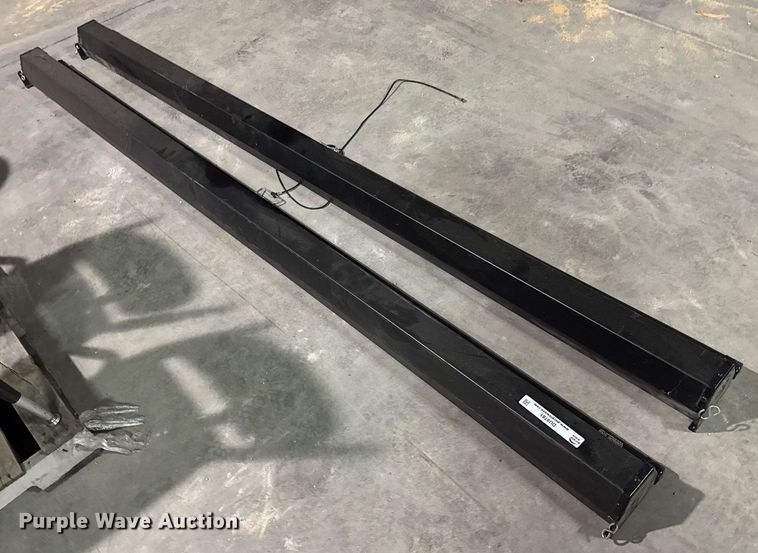 image for item DU9781 (2) Draper projector screens