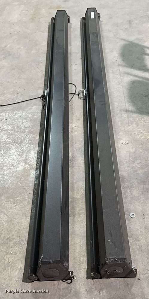 image for item DU9781 (2) Draper projector screens