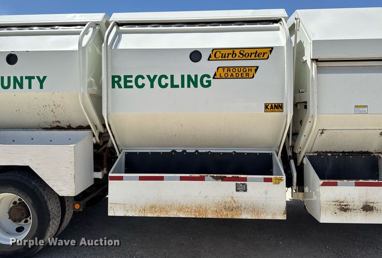 image for item DV2622 2007 International 4300 refuse truck