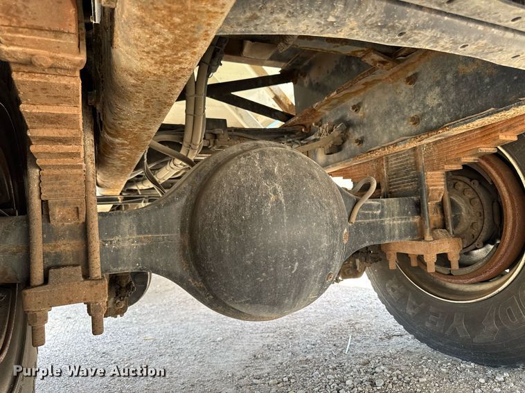 image for item DV2622 2007 International 4300 refuse truck