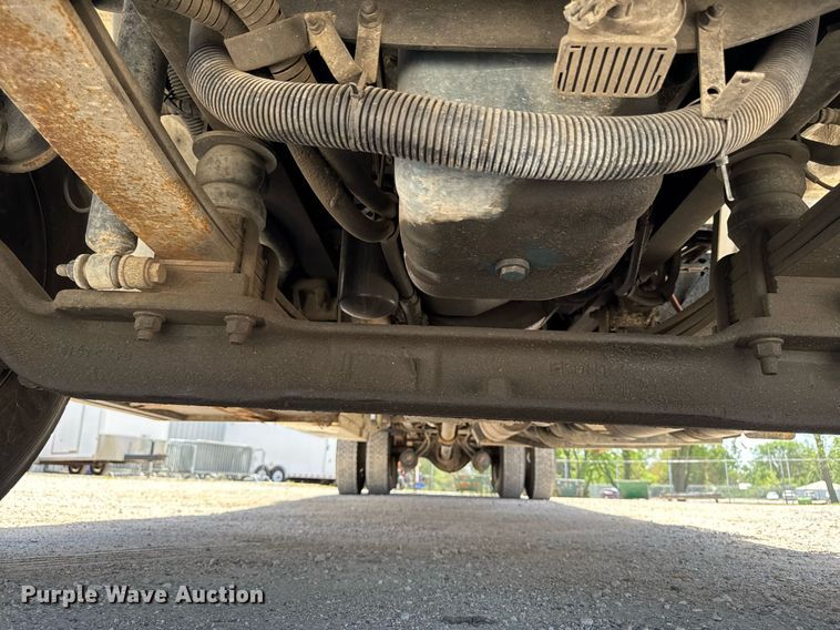 image for item DV2622 2007 International 4300 refuse truck