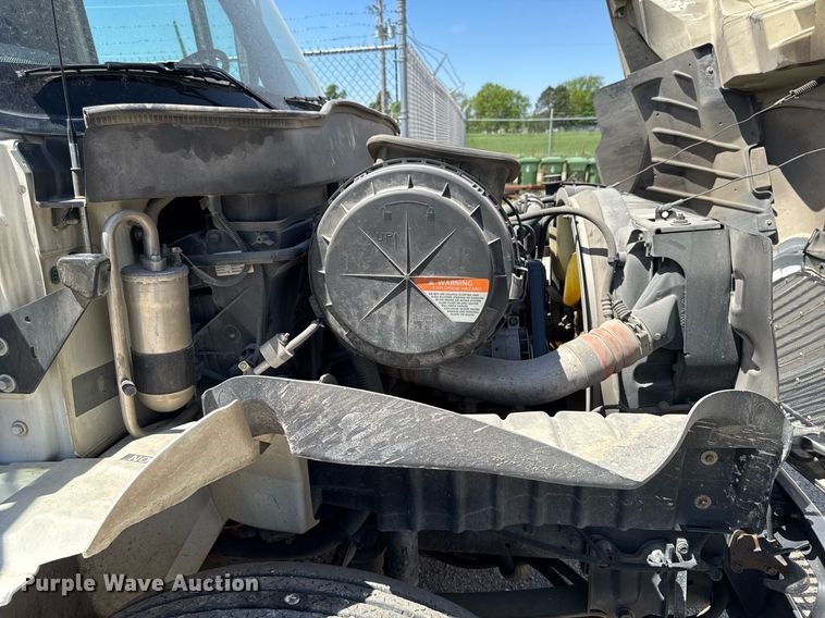 image for item DV2622 2007 International 4300 refuse truck