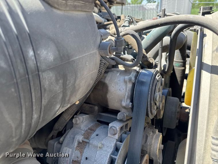 image for item DV2622 2007 International 4300 refuse truck