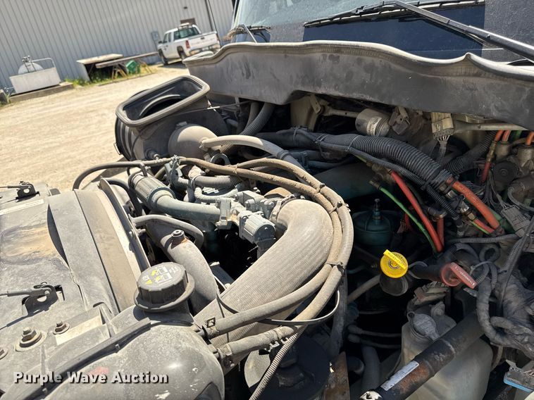 image for item DV2622 2007 International 4300 refuse truck