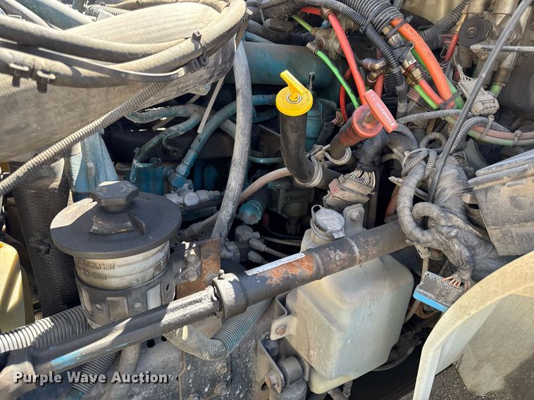 image for item DV2622 2007 International 4300 refuse truck