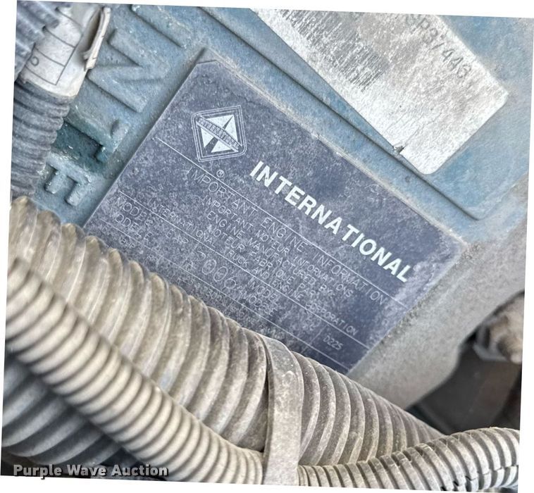 image for item DV2622 2007 International 4300 refuse truck