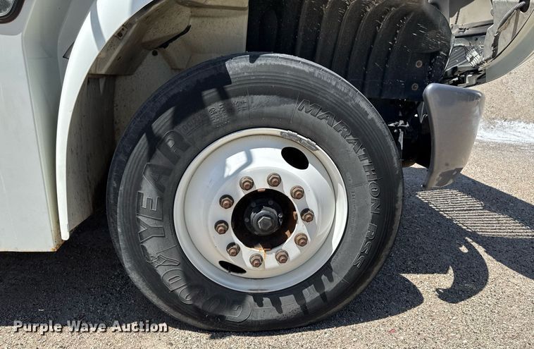 image for item DV2622 2007 International 4300 refuse truck