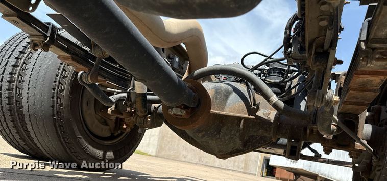 image for item DV2641 2018 Chevrolet Silverado 3500HD pickup truck cab and chassis