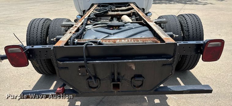 image for item DV2641 2018 Chevrolet Silverado 3500HD pickup truck cab and chassis