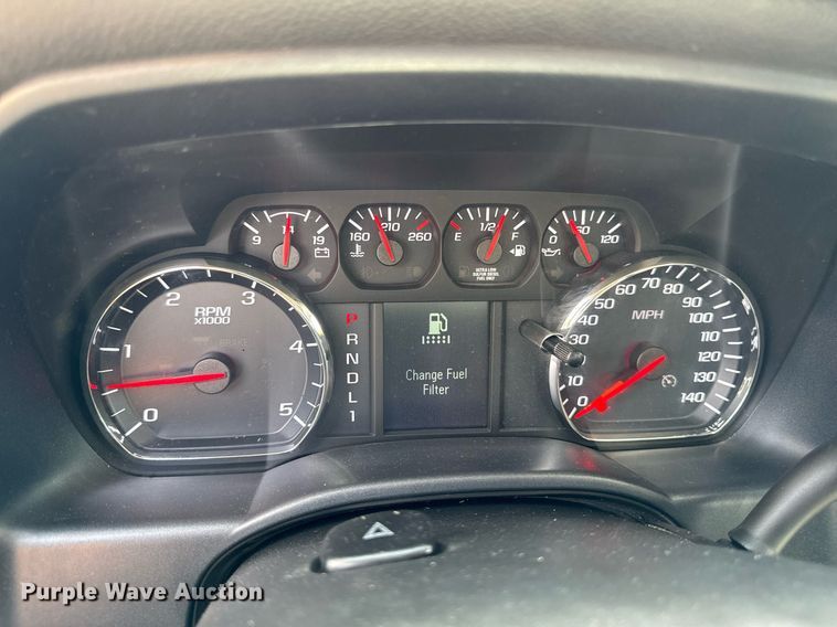 image for item DV2641 2018 Chevrolet Silverado 3500HD pickup truck cab and chassis