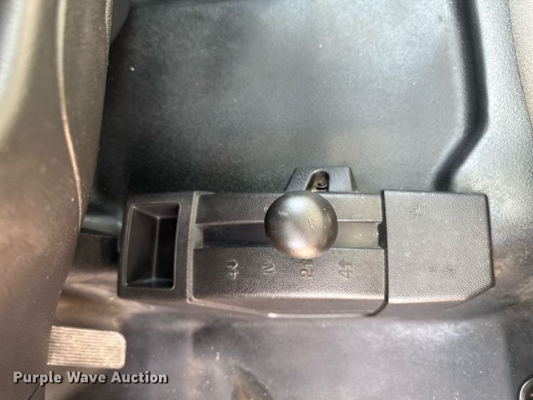 image for item DV2641 2018 Chevrolet Silverado 3500HD pickup truck cab and chassis