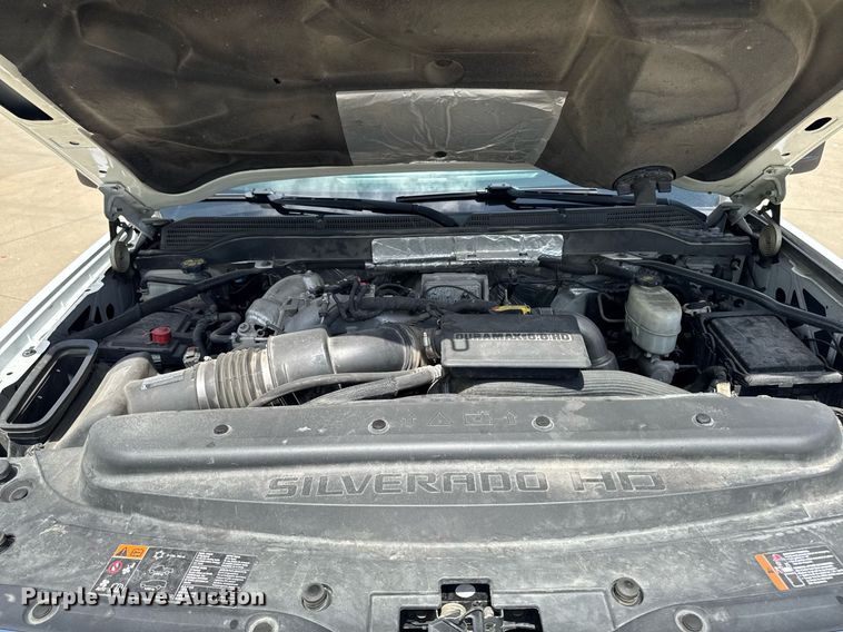 image for item DV2641 2018 Chevrolet Silverado 3500HD pickup truck cab and chassis