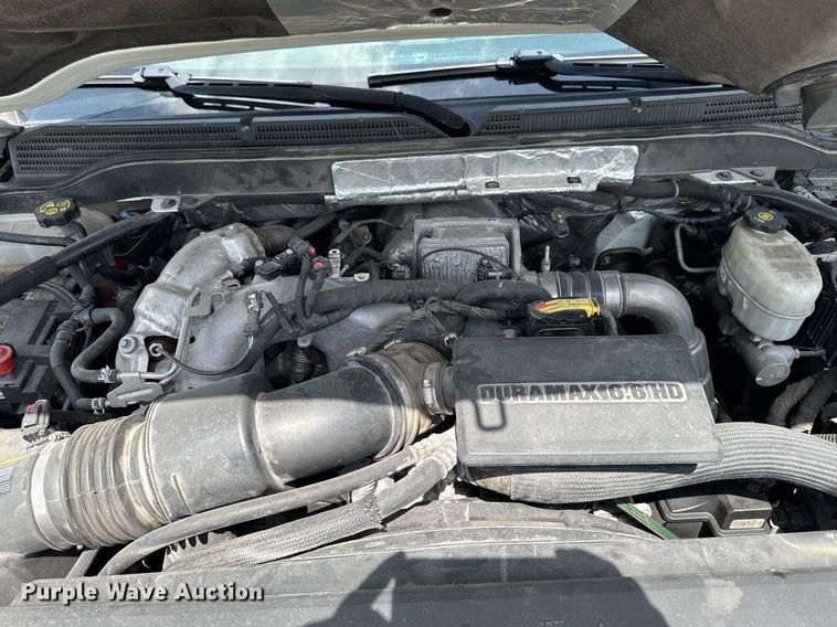 image for item DV2641 2018 Chevrolet Silverado 3500HD pickup truck cab and chassis