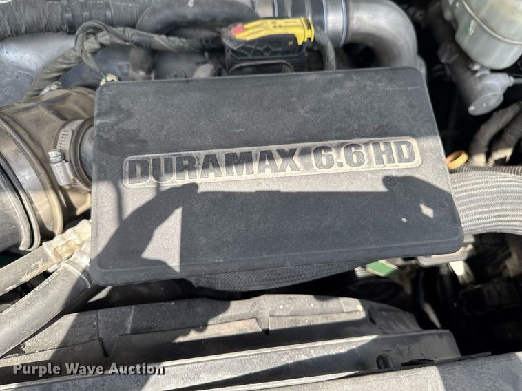 image for item DV2641 2018 Chevrolet Silverado 3500HD pickup truck cab and chassis