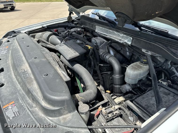 image for item DV2641 2018 Chevrolet Silverado 3500HD pickup truck cab and chassis