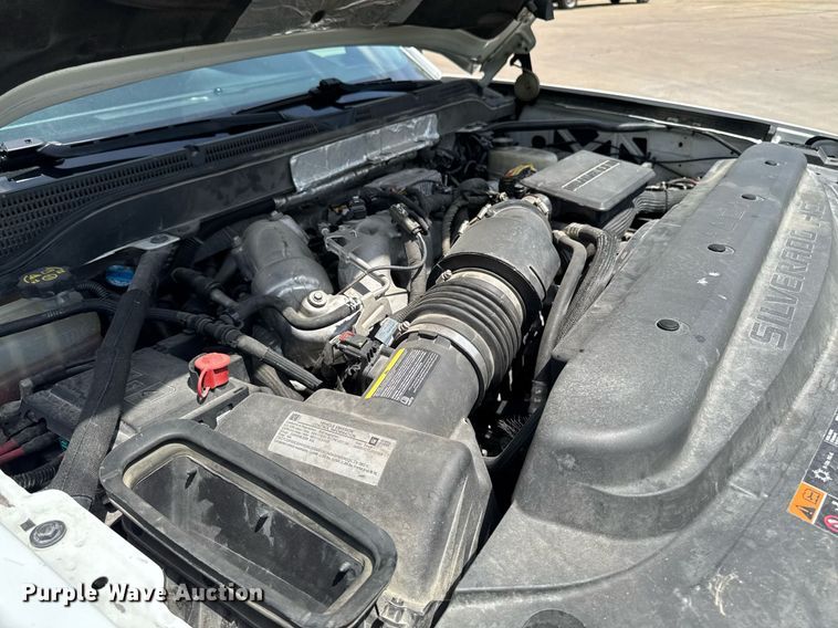 image for item DV2641 2018 Chevrolet Silverado 3500HD pickup truck cab and chassis