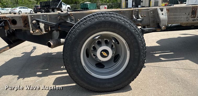 image for item DV2641 2018 Chevrolet Silverado 3500HD pickup truck cab and chassis