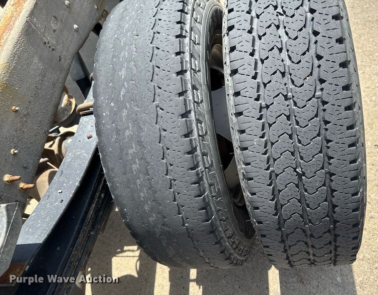 image for item DV2641 2018 Chevrolet Silverado 3500HD pickup truck cab and chassis