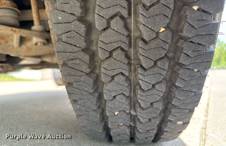 image for item DV2641 2018 Chevrolet Silverado 3500HD pickup truck cab and chassis