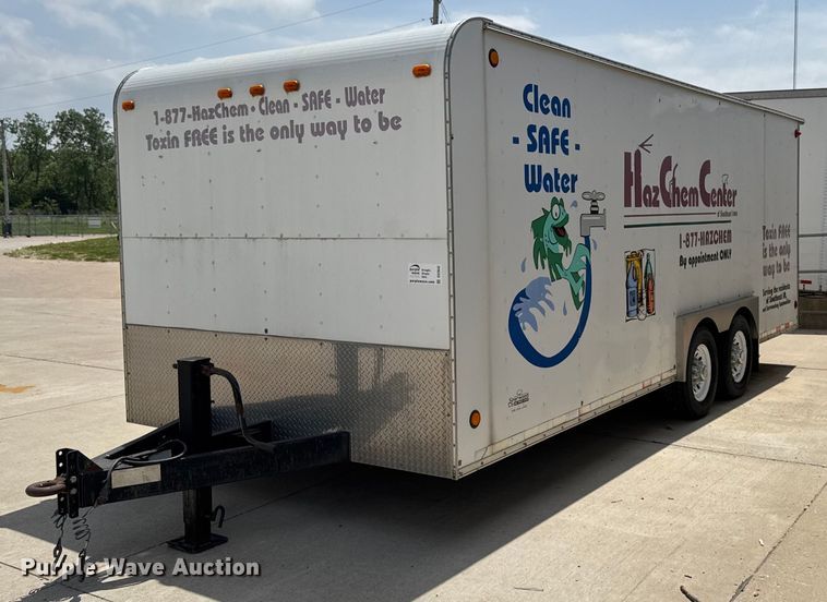 image for item DV2642 2001 Jensen J20 caravan enclosed cargo trailer