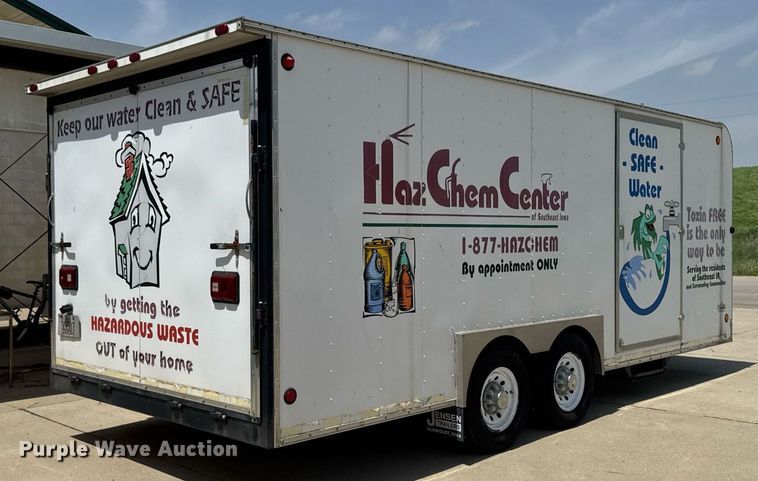 image for item DV2642 2001 Jensen J20 caravan enclosed cargo trailer