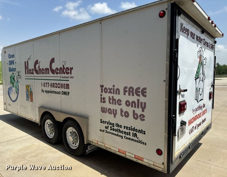 image for item DV2642 2001 Jensen J20 caravan enclosed cargo trailer