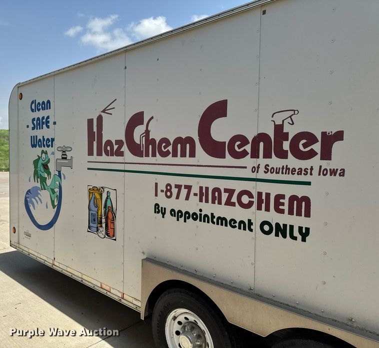 image for item DV2642 2001 Jensen J20 caravan enclosed cargo trailer